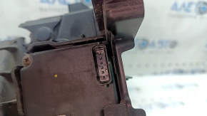 Kia Niro 19-19 radiator deflector blind assembly with motor and bracket, broken