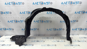 The front left fender liner of a Toyota Prius 30 10-15 is torn.