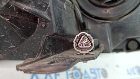 Left front headlight for Toyota Prius 30 13-15, restyling, halogen, web, polishable, broken mount