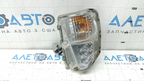 Left turn signal for Toyota Prius 30 13-15, rest, worn, chipped