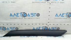 Right front pillar molding Nissan Rogue 21-26, seal has dried out, worn out