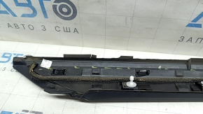 Right front pillar molding Nissan Rogue 21-26, seal has dried out, worn out
