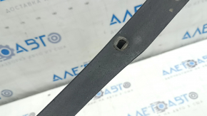 Rear left fender arch trim for Ford Escape MK3 17-19, broken mount, scratches