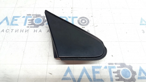 Toyota Rav4 13-18 front right triangle fender trim scratches