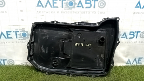 The Audi Q7 16-26 SHS AWD 3.0T automatic transmission pan is cracked.