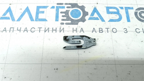 Emblem with the inscription "E" on the front left fender of the Jeep Grand Cherokee WL 22-25 PHEV