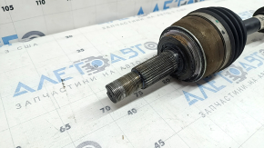The front left half shaft of a Nissan Rogue 21-26 1.5T AWD has a stripped thread.