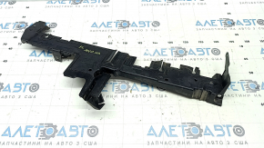 Left radiator deflector for Jeep Grand Cherokee WL 22-24 PHEV, external, under the lower blinds
