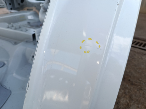 Quarter wing rear left Nissan Rogue 21-26 on the body, white, bump, dent