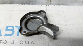 The valve cover of the variable valve timing of the Audi Q8 19-26 3.0T MHEV is dented