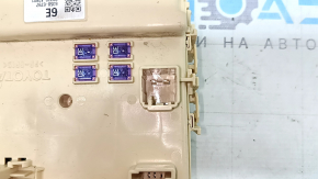 Toyota Rav4 16-18 dashboard fuse box