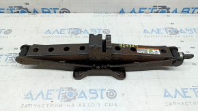 Rusty Toyota Rav4 13-18 jack