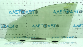 Toyota Rav4 13-18 front right door glass scratches