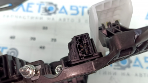 Lumbar support for the driver's seat of the Jeep Grand Cherokee WL 21-26