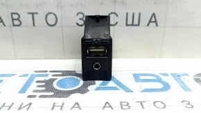 USB Hub, AUX Toyota Rav4 13-18