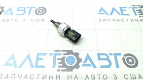 Jeep Grand Cherokee WL 22-26 PHEV Engine Oil Pressure Sensor