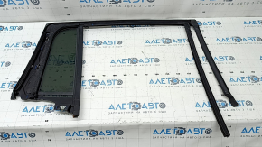 Triangle door glass with glass seal, rear left, Jeep Grand Cherokee WL 22-25, tinted with molding, chrome