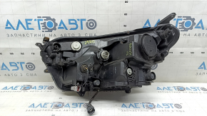 Toyota Rav4 16-18 right front headlight, halogen