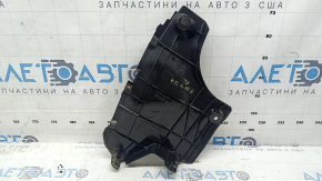 Lower left rear bumper mount for Toyota Rav4 16-18, seal