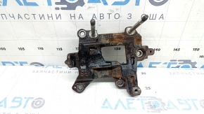 Toyota Rav4 16-18 hybrid air conditioning compressor bracket, rusty