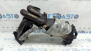 Exhaust manifold with catalytic converter for Toyota Rav4 2018 hybrid, with guards, rusty, broken stud