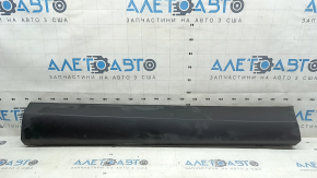 Lower front right door trim for Toyota Rav4 16-18: structure, scratches, broken fasteners