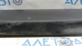 Lower front right door trim for Toyota Rav4 16-18: structure, scratches, broken fasteners