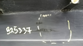 Lower front right door trim for Toyota Rav4 16-18: structure, scratches, broken fasteners