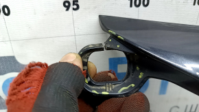Upper trunk door trim for Toyota Rav4 16-18 under the camera, crack in the mount