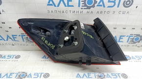 Right outer fender light for a 16-17 Honda Accord hybrid, restyling, LED, cracked housing, broken mount