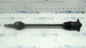 The rear left half-shaft of a Toyota Rav4 16-18 hybrid is rusty.
