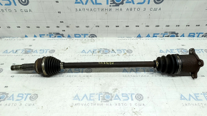 The rear right half-shaft of a Toyota Rav4 16-18 hybrid is rusty.