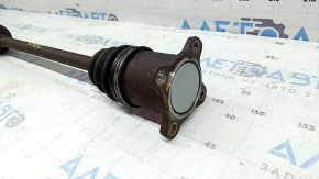 The rear right half-shaft of a Toyota Rav4 16-18 hybrid is rusty.