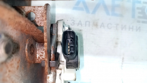 The brake pedal for a 2016-2018 Toyota Rav4 hybrid, with a sensor, is rusty.