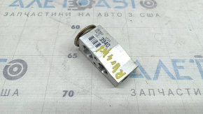 Toyota Rav4 16-18 air conditioner heater valve for auto