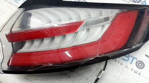 Ford Edge 19-24 restyling Titanium, ST, right outer fender light, broken glass, cracks
