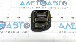 Right Ford Edge 15-24 small ventilation shield, cracks in the fasteners