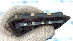 Right Ford Edge 15-24 small ventilation shield, cracks in the fasteners