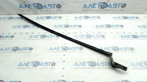 Right windshield molding for Kia Sportage 23-26