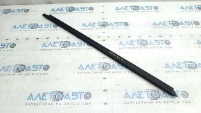 Inner glass seal for the front left door of a Kia Sportage 23-26