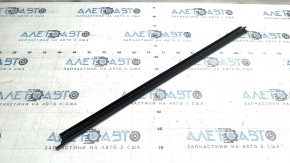 Inner glass seal for the front right door of a Kia Sportage 23-26