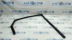 Rear left window seal for Kia Sportage 23-26