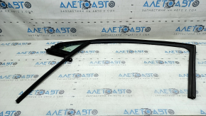 Triangle door glass with seal, front left, Kia Sportage 23-26