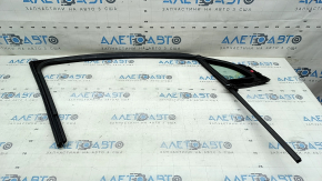 Triangle door glass with seal, front left, Kia Sportage 23-26