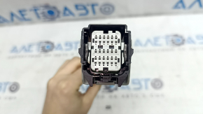 Small chip for the Ford Edge 15-24 SRS airbag computer module