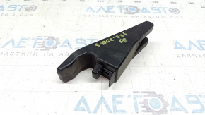 Upper right radiator grill bracket for Kia Sportage 23-25