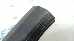 Kia Sportage 23-26 HEV black, worn inner rear right door sill plate