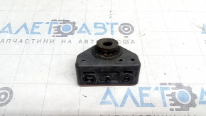 Upper left radiator mount Kia Sportage 23-26 rubber + plastic