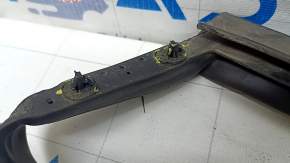 Ford Edge 15-24 rear right fender arch seal, broken clips
