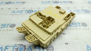 Kia Sportage 23-25 HEV under-dash fuse box